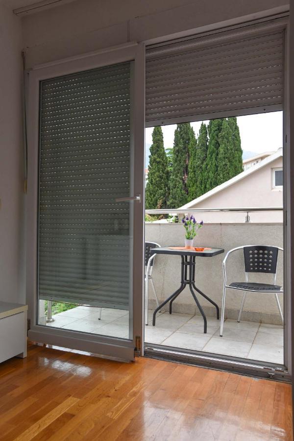 Modern 200m From The Apartment Budva