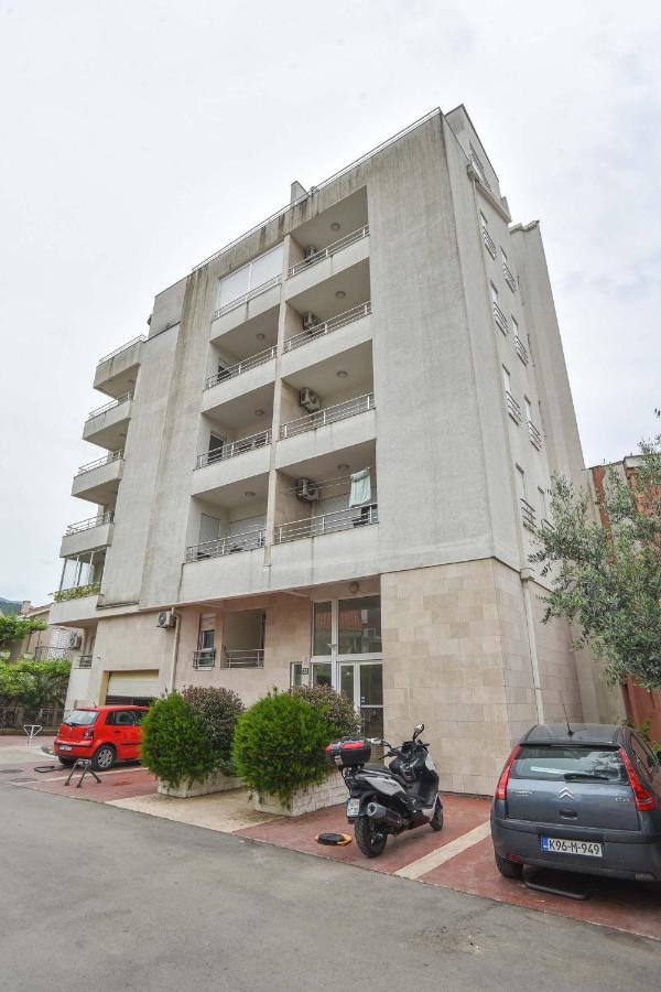 Modern 200m From The Apartment *